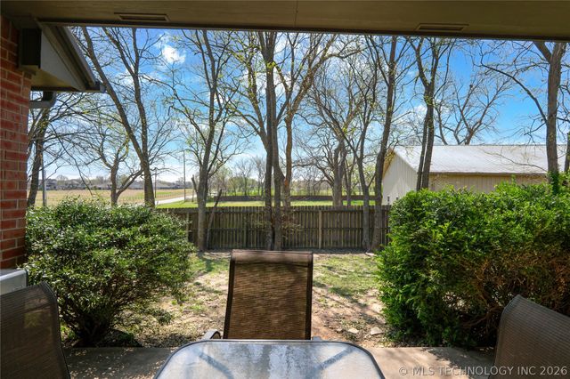 4808 E 142nd Place, Bixby, OK 74008