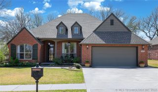 4808 E 142nd Place, Bixby, OK 74008