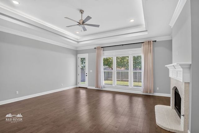 9804 Shadybrooke Drive, Shreveport, LA 71115