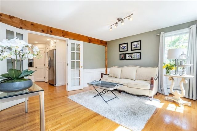 8 Millbrook Lane, Topsfield, MA 01983