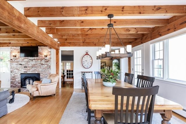 8 Millbrook Lane, Topsfield, MA 01983