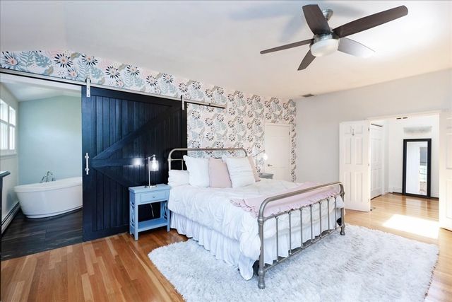 8 Millbrook Lane, Topsfield, MA 01983