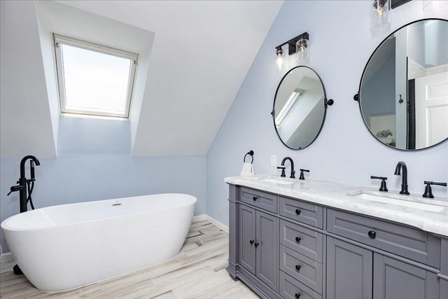 8 Millbrook Lane, Topsfield, MA 01983