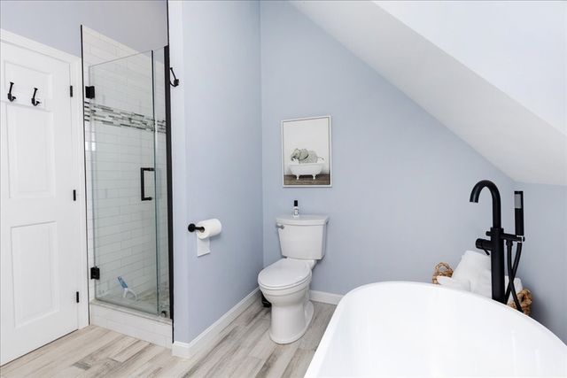 8 Millbrook Lane, Topsfield, MA 01983