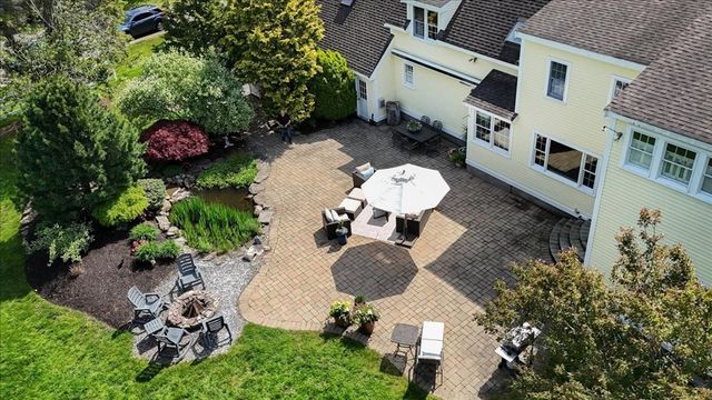 8 Millbrook Lane, Topsfield, MA 01983