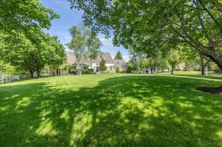 8 Millbrook Lane, Topsfield, MA 01983