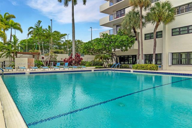 3200 Port Royale Drive N 205, Fort Lauderdale, FL 33308