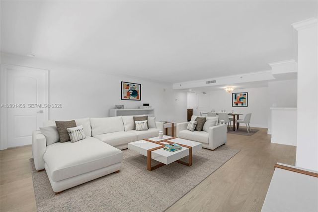 3200 Port Royale Drive N 205, Fort Lauderdale, FL 33308