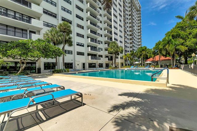 3200 Port Royale Drive N 205, Fort Lauderdale, FL 33308