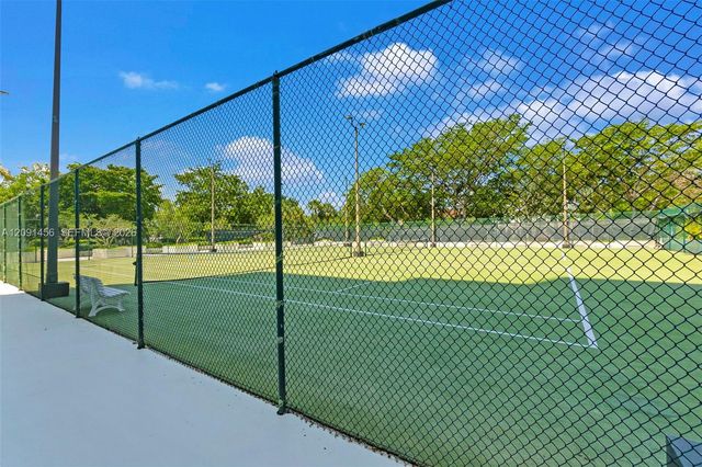 3200 Port Royale Drive N 205, Fort Lauderdale, FL 33308