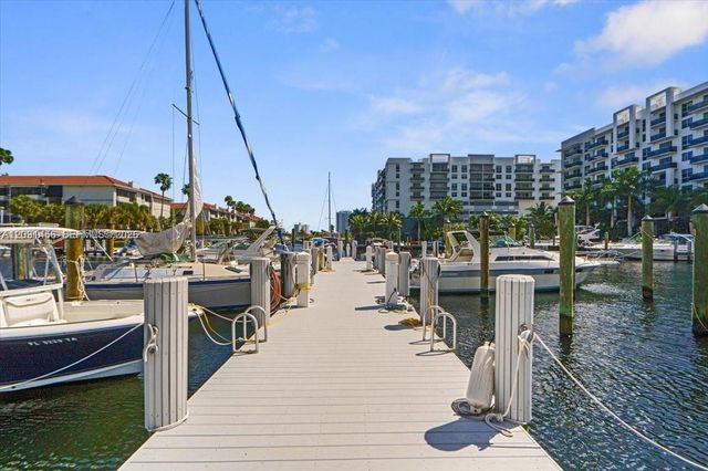 3200 Port Royale Drive N 205, Fort Lauderdale, FL 33308