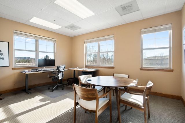 270 E Sun Ranch Drive, Sisters, OR 97759