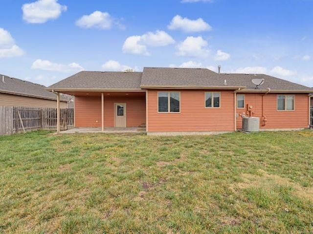 35 Wildcat Cir, Salina, KS 67401