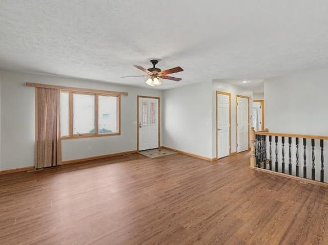 35 Wildcat Cir, Salina, KS 67401