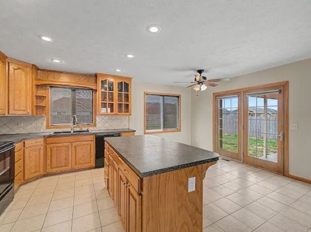 35 Wildcat Cir, Salina, KS 67401