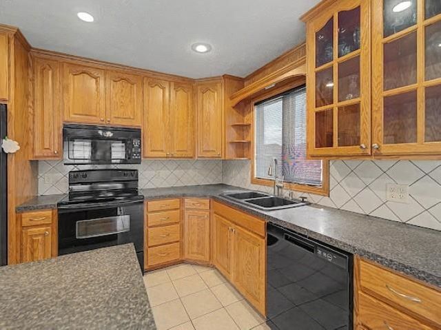 35 Wildcat Cir, Salina, KS 67401