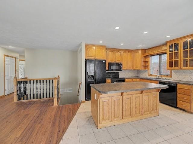 35 Wildcat Cir, Salina, KS 67401