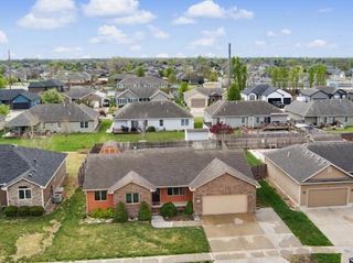 35 Wildcat Cir, Salina, KS 67401