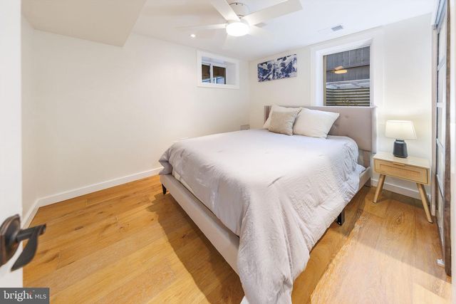 2806 FRANKLIN ST NE, Washington, DC 20018