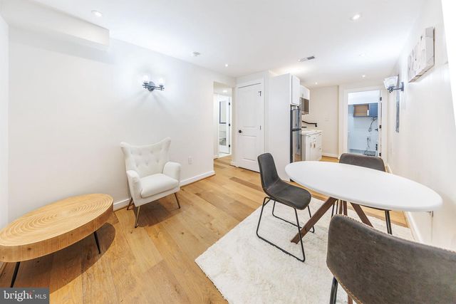 2806 FRANKLIN ST NE, Washington, DC 20018