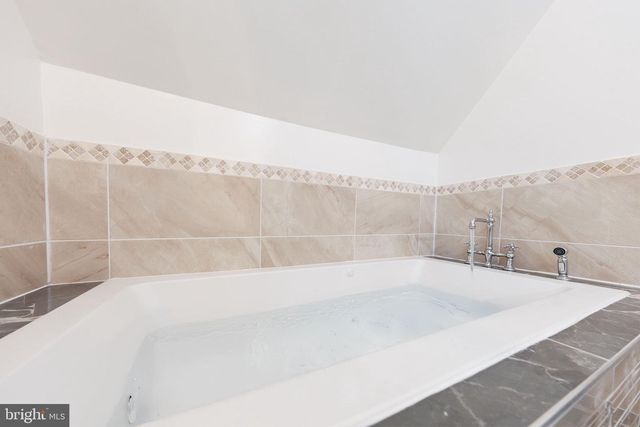 2806 FRANKLIN ST NE, Washington, DC 20018