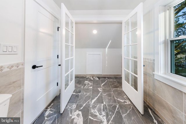 2806 FRANKLIN ST NE, Washington, DC 20018