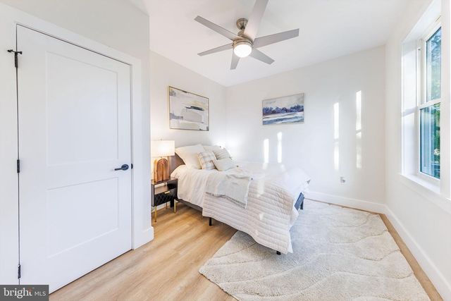 2806 FRANKLIN ST NE, Washington, DC 20018