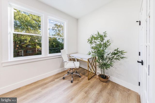 2806 FRANKLIN ST NE, Washington, DC 20018