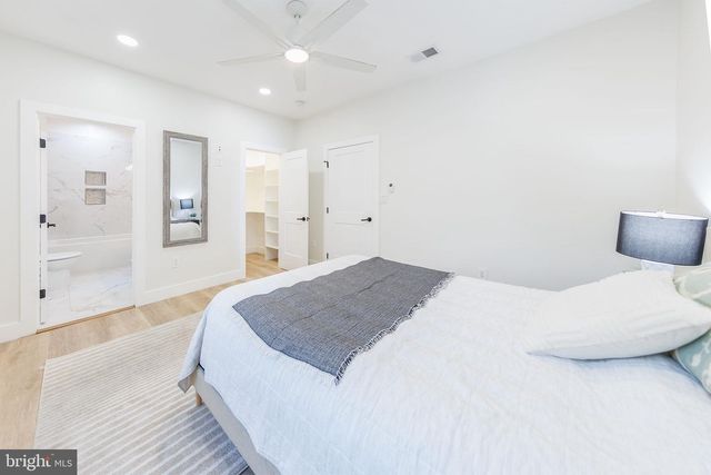 2806 FRANKLIN ST NE, Washington, DC 20018