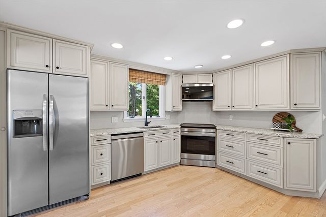 3 Barbara Ave, Wilmington, MA 01887