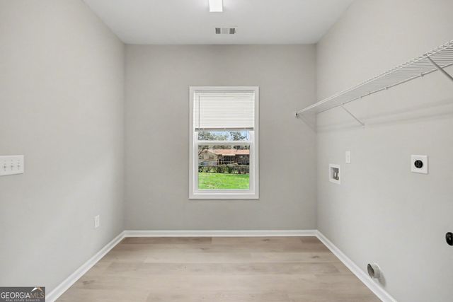 3907 Lauada Drive, Douglasville, GA 30135