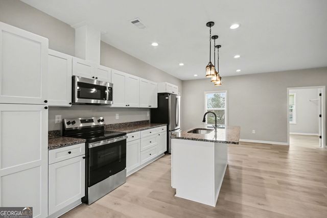 3907 Lauada Drive, Douglasville, GA 30135