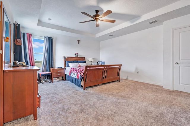 2512 BEGONIA STREET, Mascotte, FL 34753