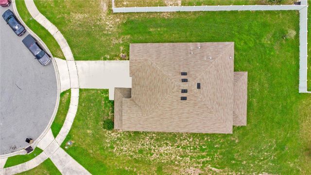 2512 BEGONIA STREET, Mascotte, FL 34753
