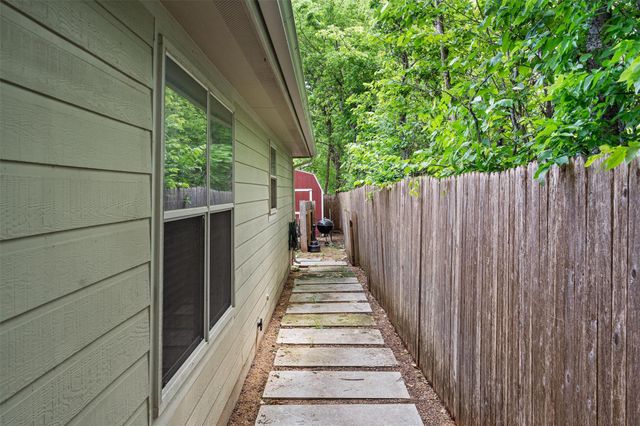 1213 Justin LN, Austin, TX 78757