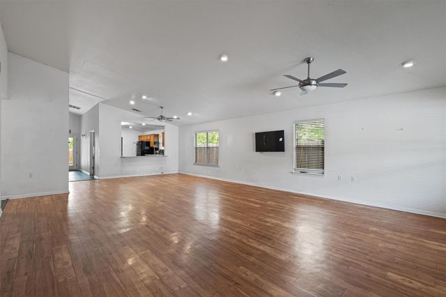 1213 Justin LN, Austin, TX 78757
