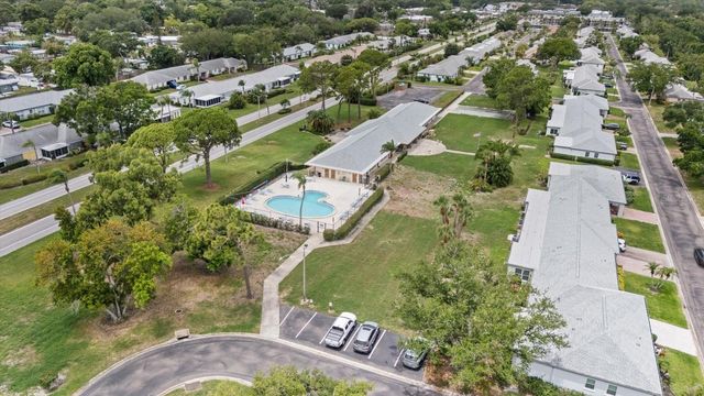 8073 BRENTWOOD ROAD, Seminole, FL 33777