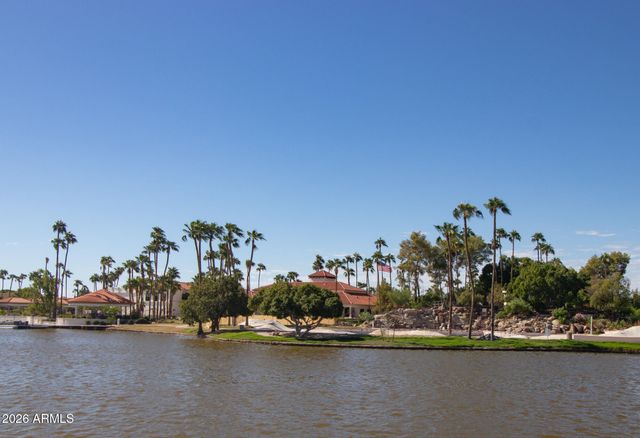 2089 E HURON Court, Gilbert, AZ 85234