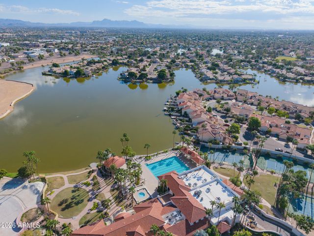 2089 E HURON Court, Gilbert, AZ 85234