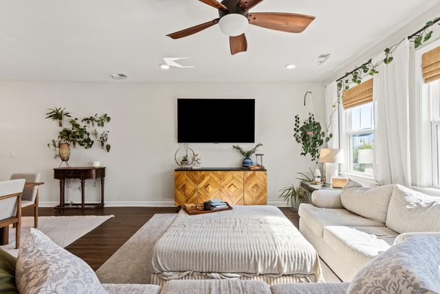 213 Winding River Drive, Johns Island, SC 29455