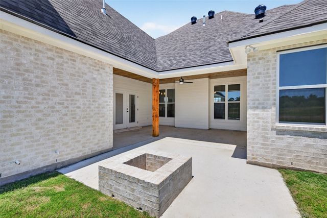 166 Laurel Valley Lane, Stonewall, LA 71078