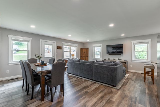 275 Lawrence Drive, Rossville, GA 30741