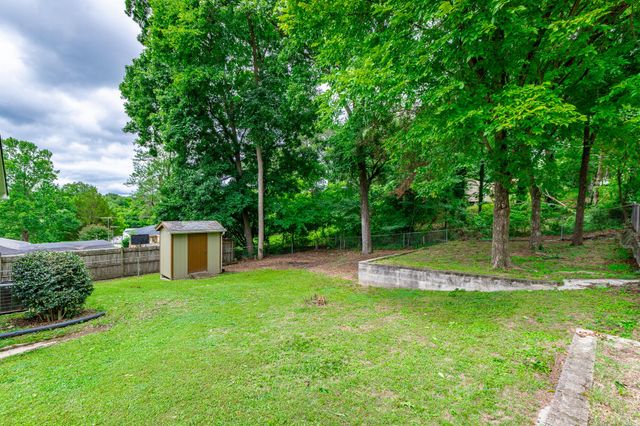 275 Lawrence Drive, Rossville, GA 30741