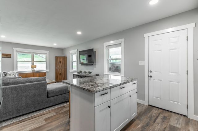 275 Lawrence Drive, Rossville, GA 30741