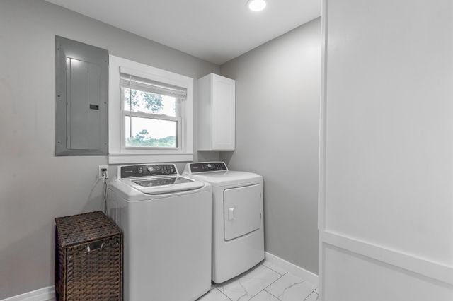 275 Lawrence Drive, Rossville, GA 30741