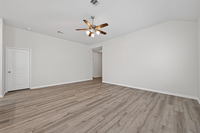 15059 Meadow Glen N, Conroe, TX 77306