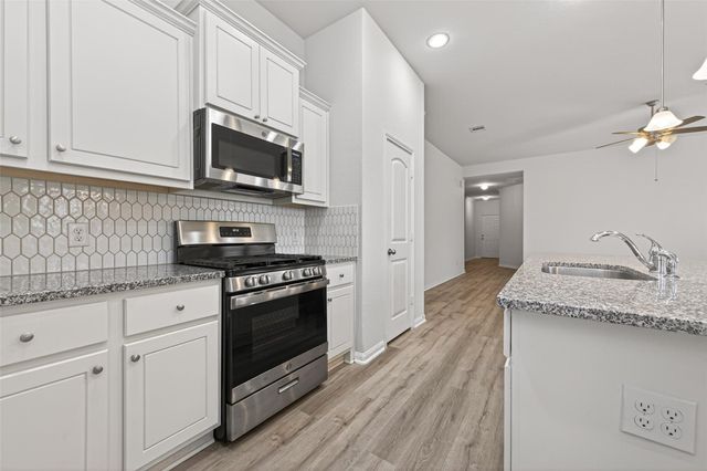 15059 Meadow Glen N, Conroe, TX 77306