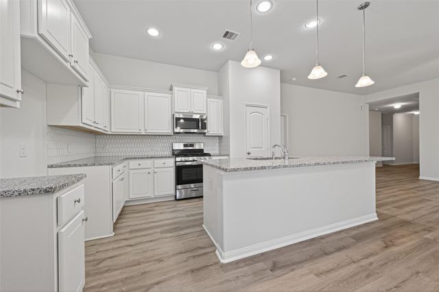 15059 Meadow Glen N, Conroe, TX 77306