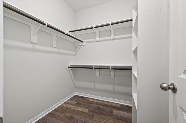 15059 Meadow Glen N, Conroe, TX 77306