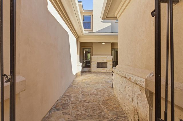 438 Stagecoach TRL, San Marcos, TX 78666